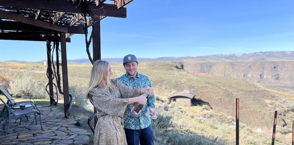 The Wedding Website of Sydney Hippke and Colton Hague