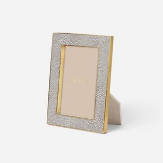 Classic Shagreen Frame, Dove - 4 x 6"