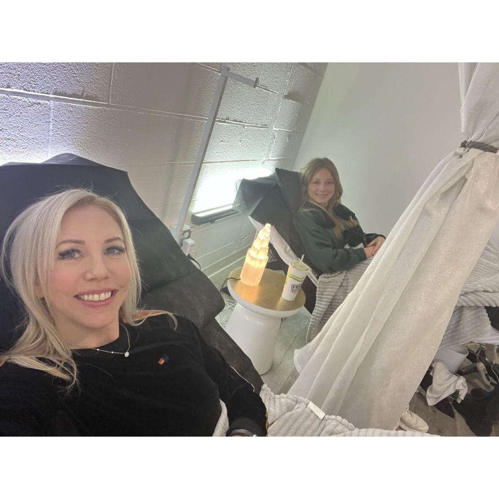 Lali and I getting pedicures after her final exams