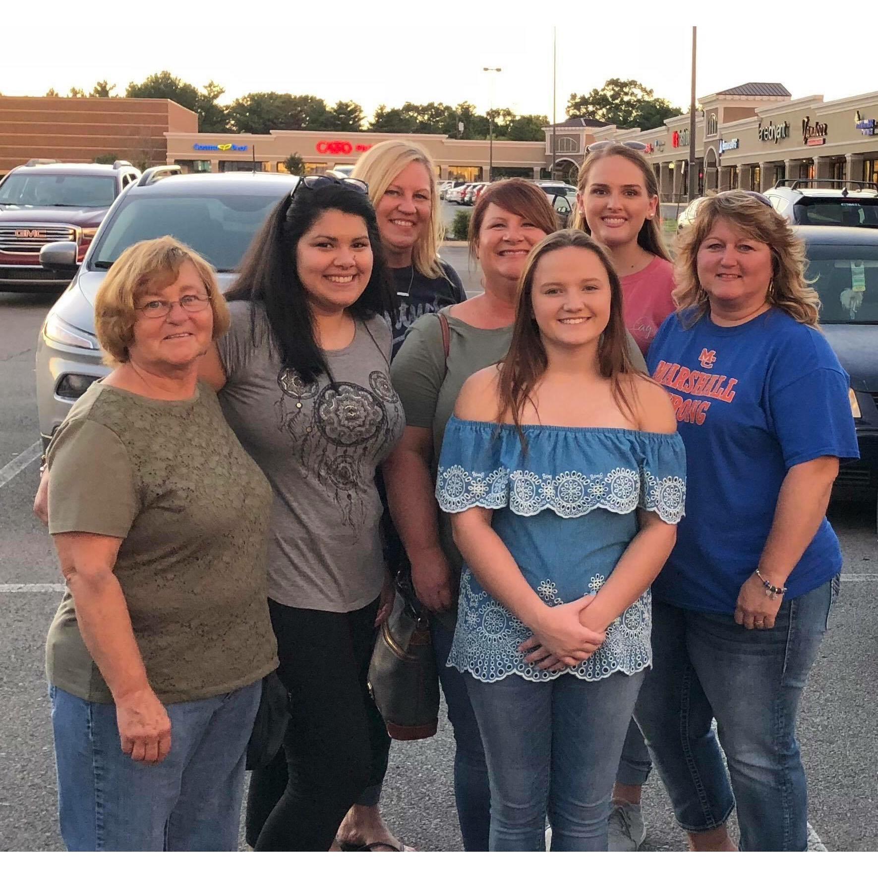 Girls shopping day in Clarksville!