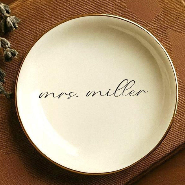 mrs custom ring dish, Wedding Ring Dish, Engagement Ring Holder, Engaged Couple Gift, Personalized Engagement Ring Dish , Trinket Ring Dish