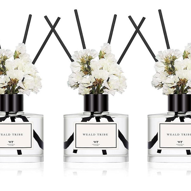 Flower Reed Diffuser Set Of 3 For Bathroom Accessories Shelf Decor & Air Fresheners, Stick Defusers | Velvet Vanilla, Hotel White Tea, Tahitian Crown Flower Scent(1.7oz/Pack) House Bedroom Office Gift