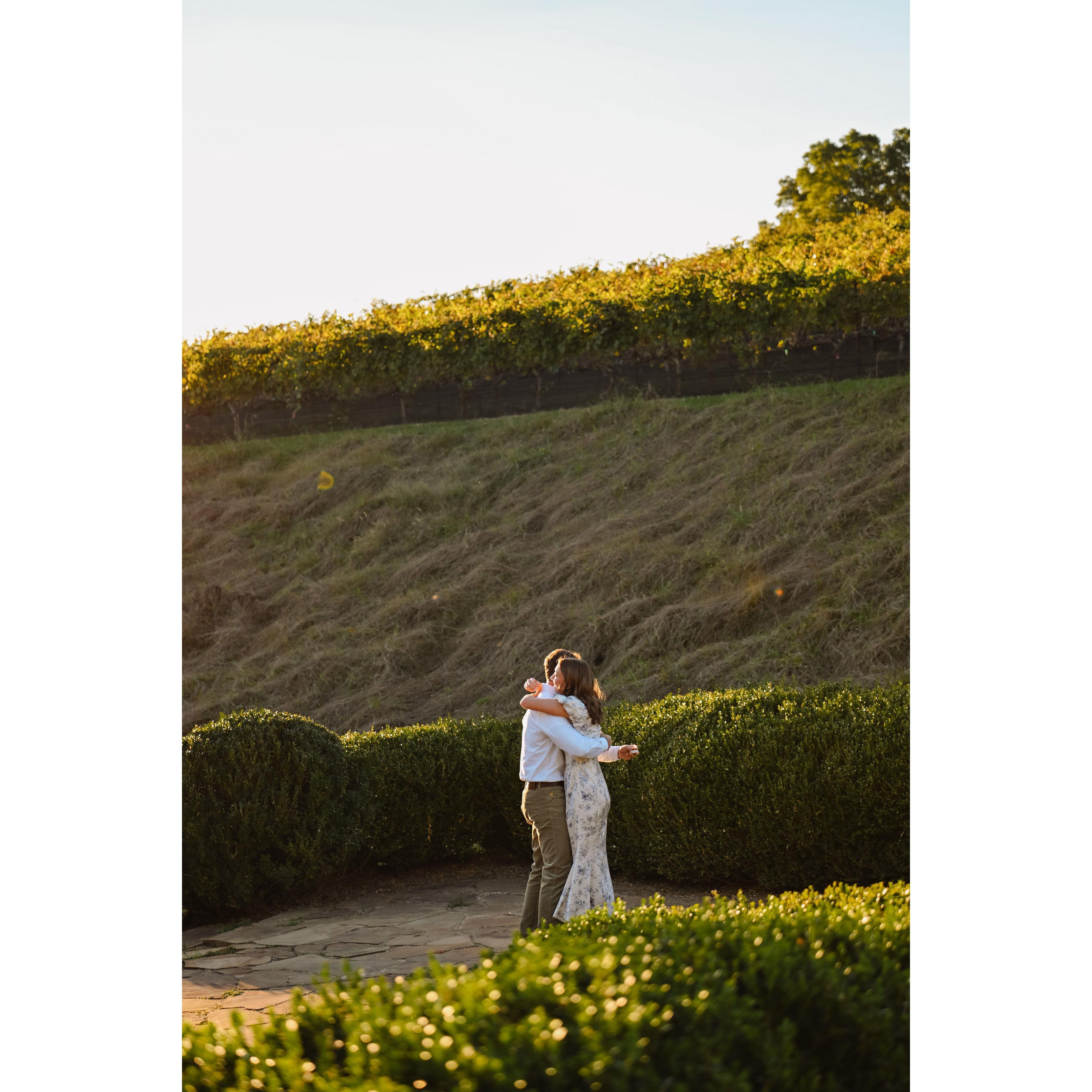 10.12.2024 - We got engaged at Montaluce Winery!