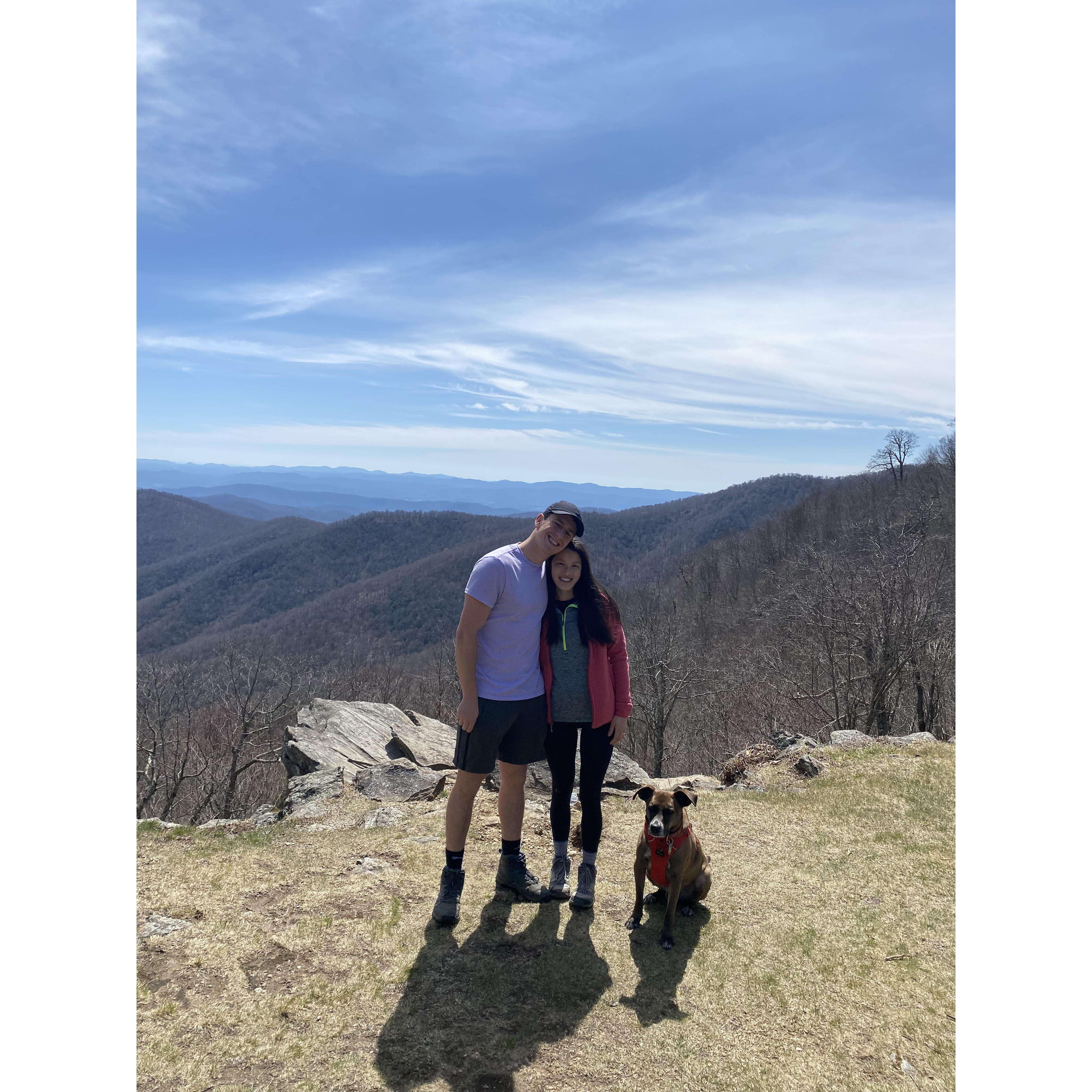 Mountain Weekend (2022)