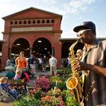 Eastern Market 

Eastern Market is an historic commercial district in Detroit, Michigan.
