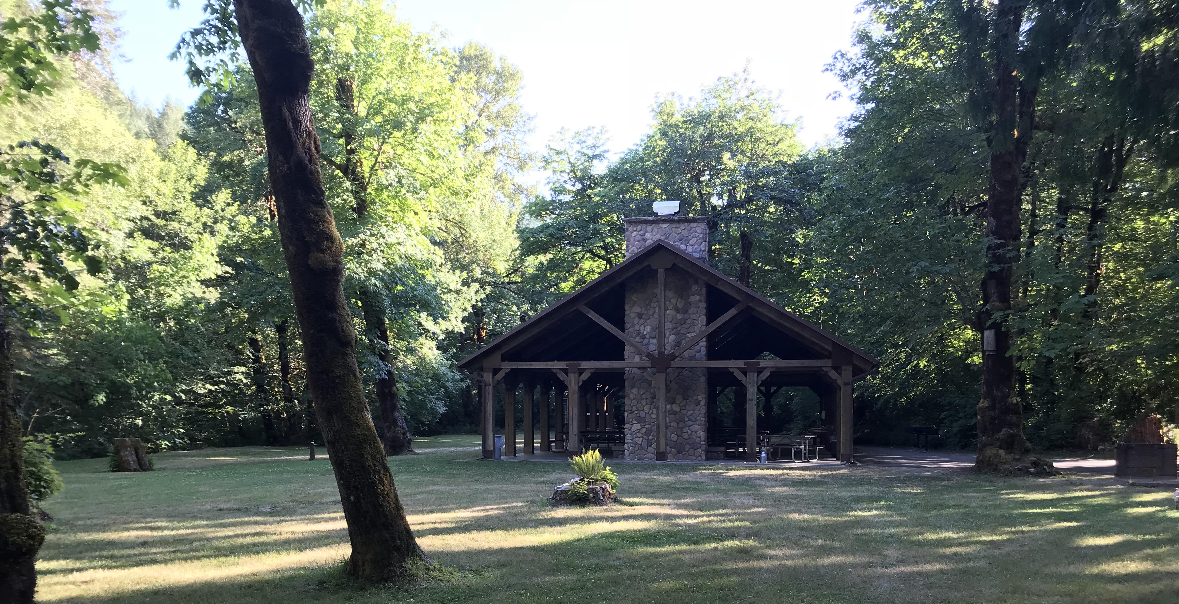 The Wedding Website of Lauren Frentress and Elliot Standish