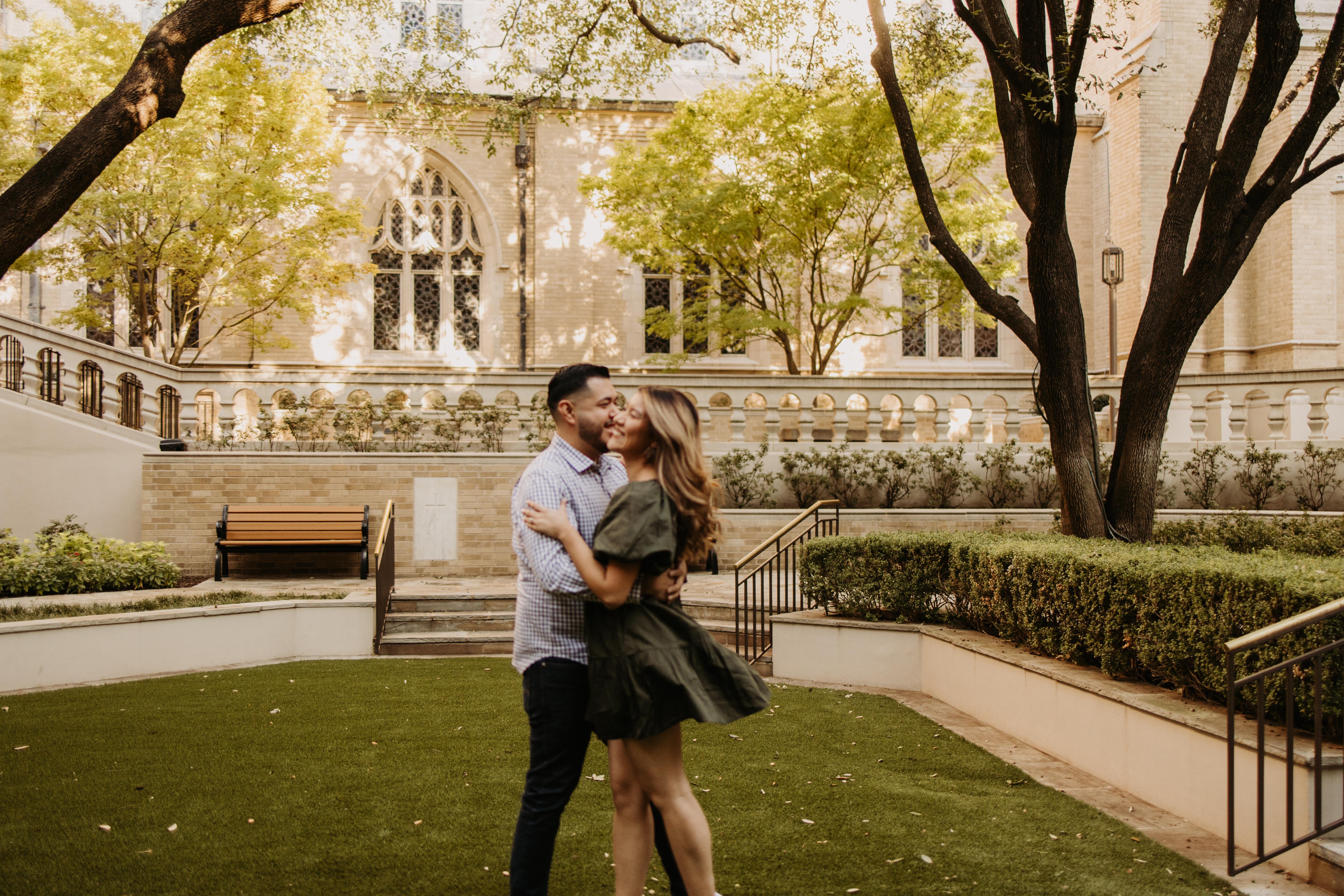 The Wedding Website of Diana Velazquez and Eduardo De La Cruz