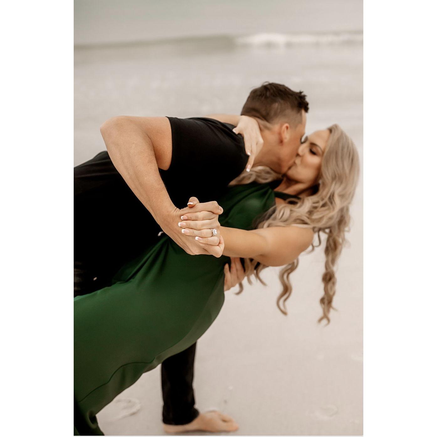 Siesta Key, FL Engagement Pictures: February 2024