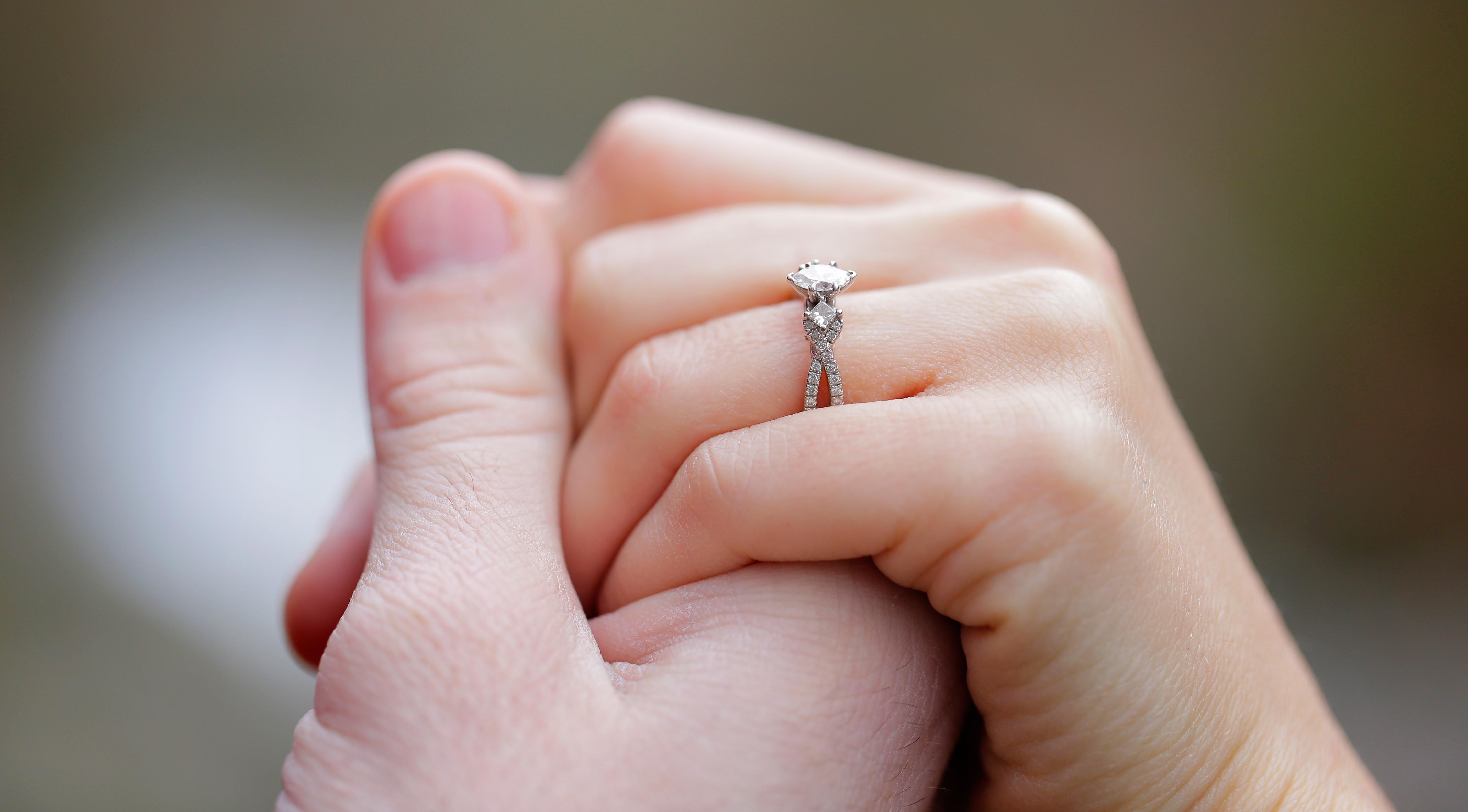 The Wedding Website of Kelsey Kondraski and Robert Goss
