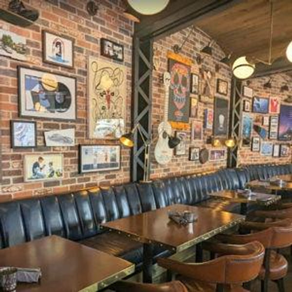 Dinner at Lamplight Lounge