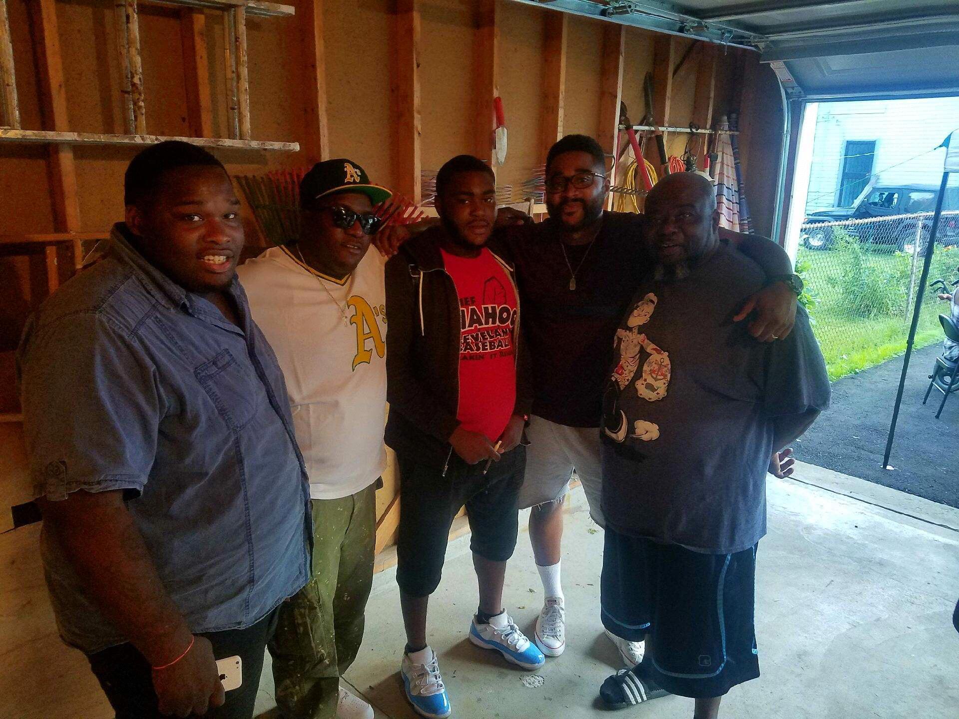 Jalisas’ uncles and brothers