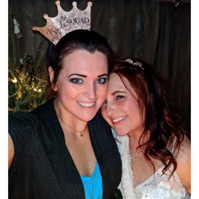The bride and her sister Amber:)