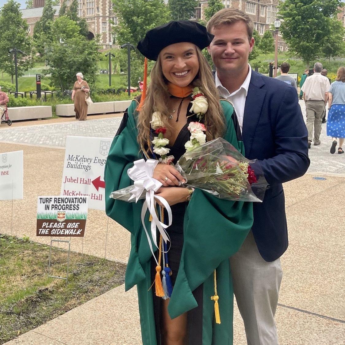 Happy WashU graduation, Elle!