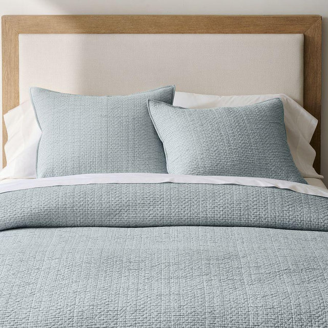 Ultimate Summer Essential Quilt, Chambray, Full/Queen