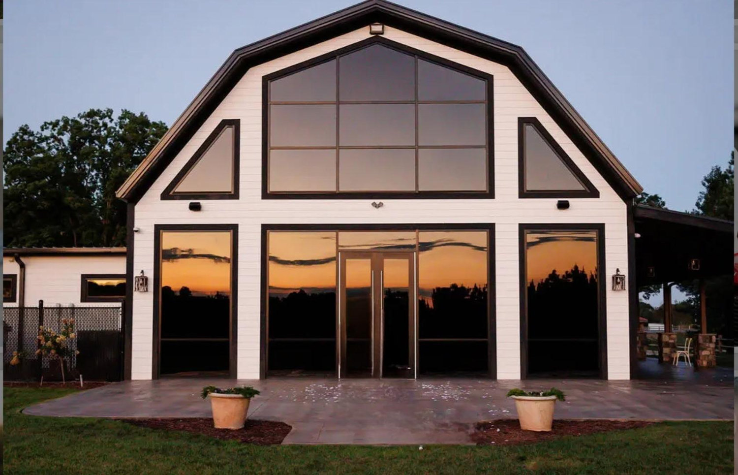 The Wedding Website of Ariel Edwards and Cody Jones