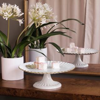 Encanto Vienna Pedestal Cake Plate