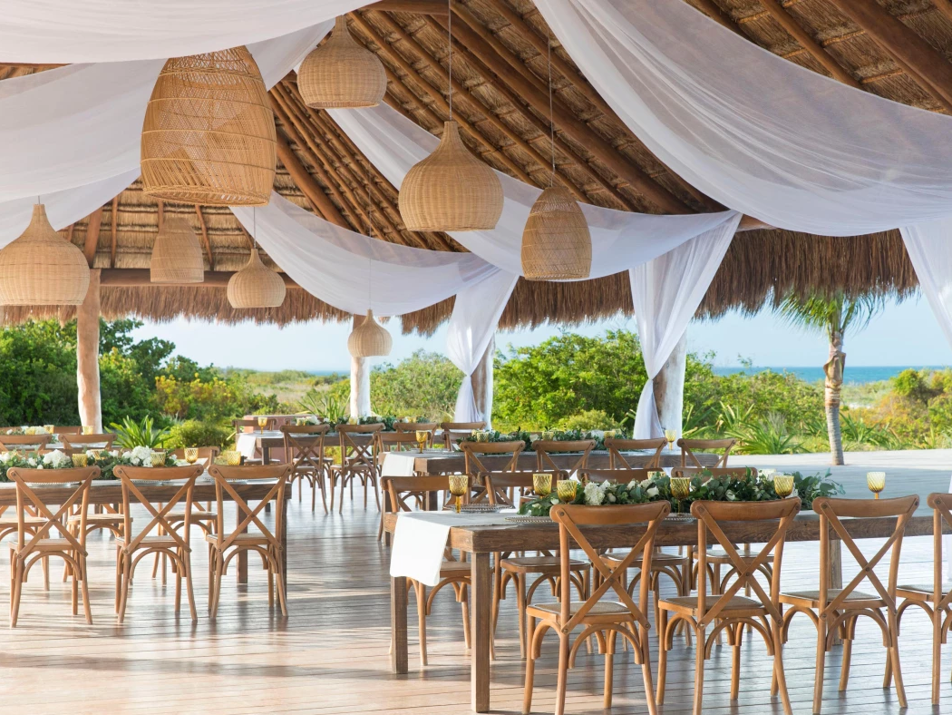 The Wedding Website of Jessica Silva and Jorge Fernandez