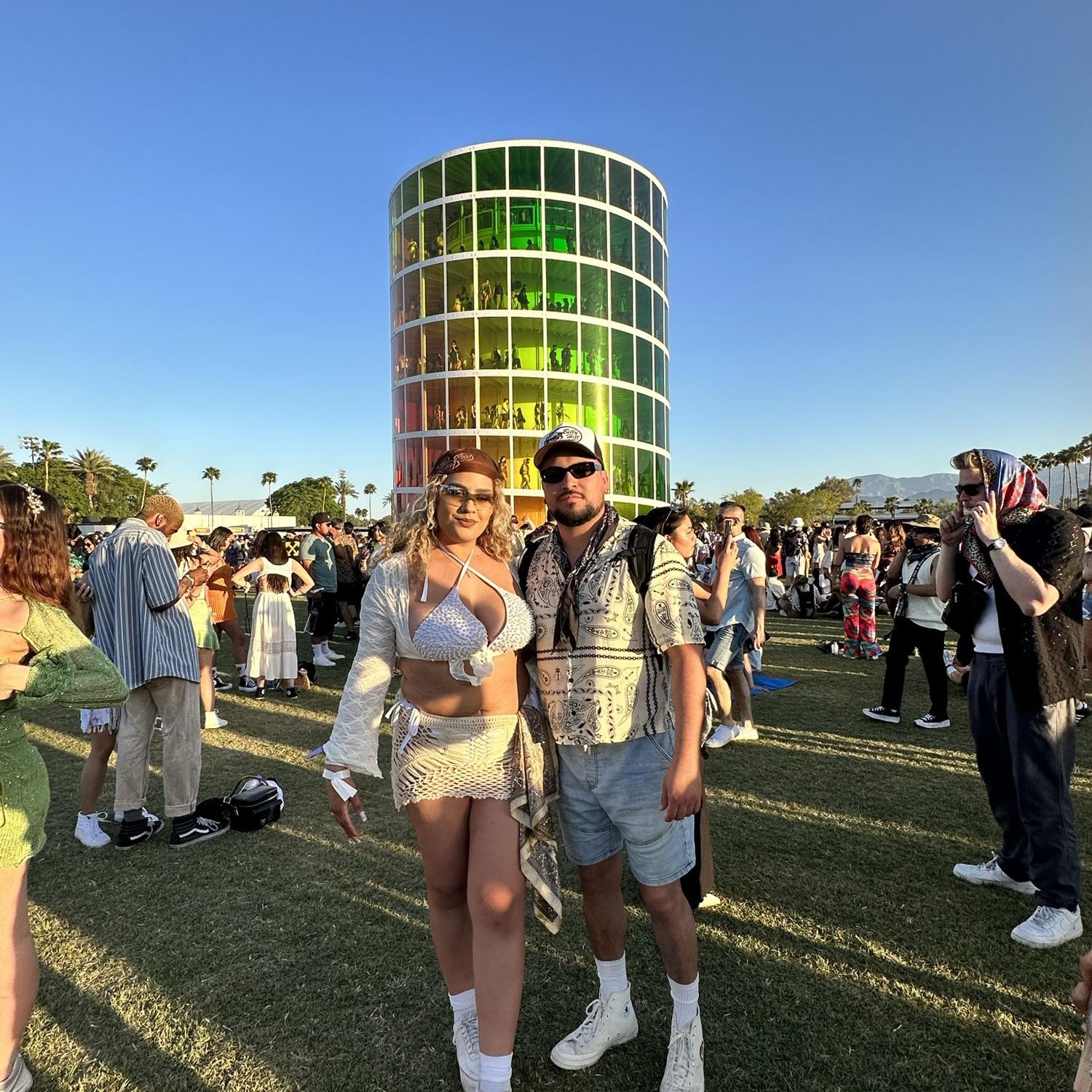 Our first time at Coachella!
Nuestra primer vez en Coachella!