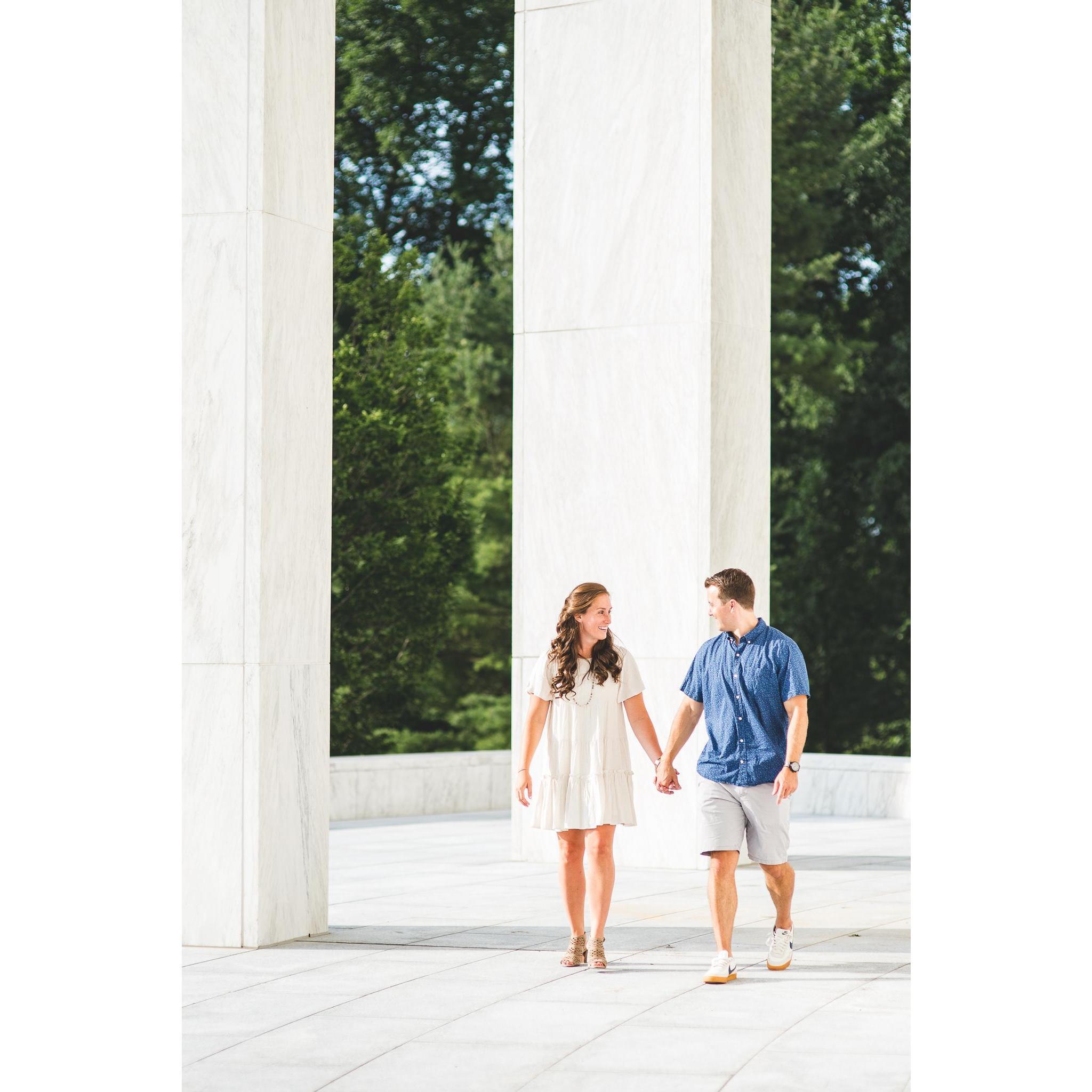 Engagement photos by the incredible Kealy Creative!
