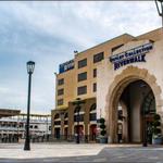 Riverwalk Outlets