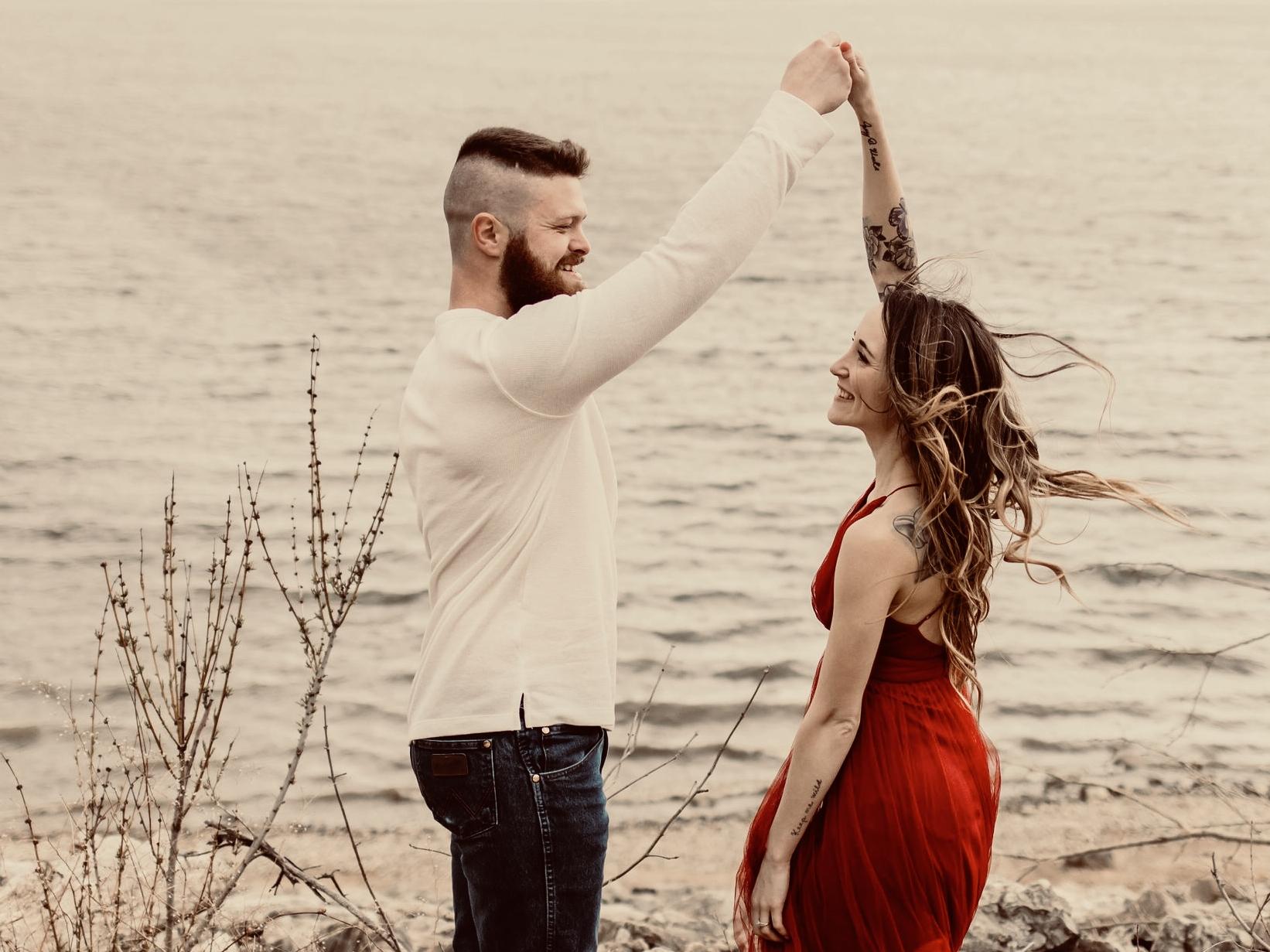 The Wedding Website of Kayelee Weeks and Austin Shepherd