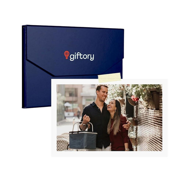 Mystery Picnic Date for Two - Romantic Experience Gift for Couples - Interactive Adventure with 50+ Scenic Locations - Perfect Anniversary, Birthday & Wedding Gift