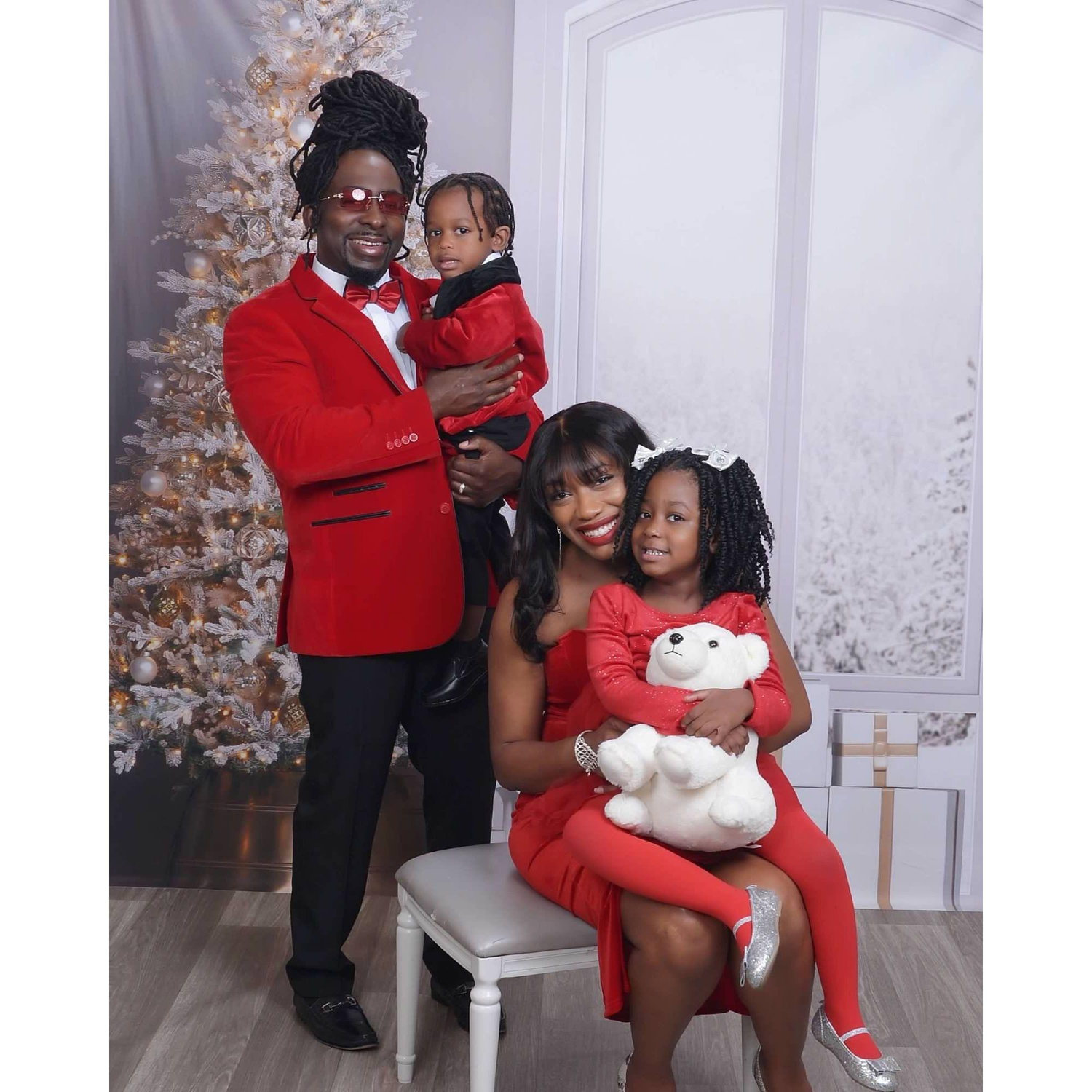 Family Christmas Picture 2024