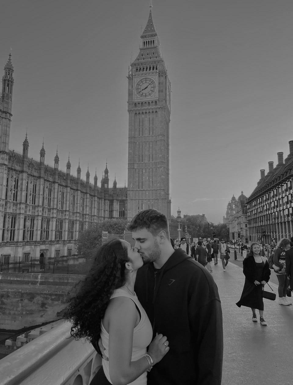 The Wedding Website of Geraldine Romero and Matt Espersen