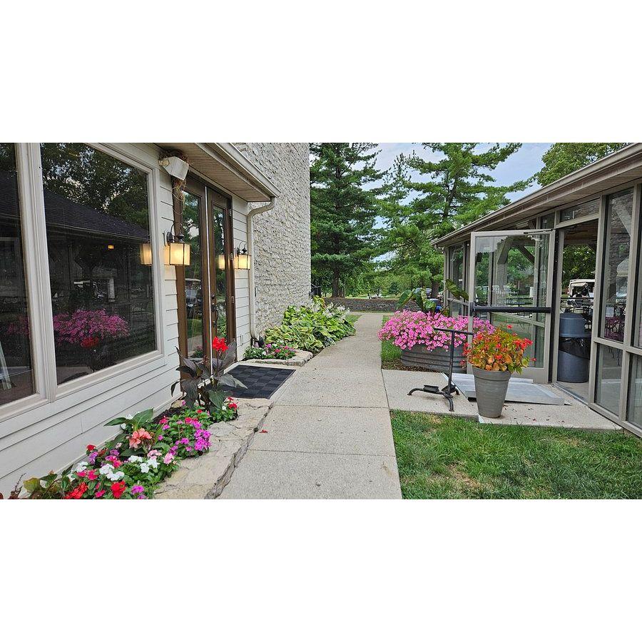 Walk way between the Clubhouse at Canewood and the outside pavilion