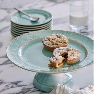 Old Havana Cake Stand