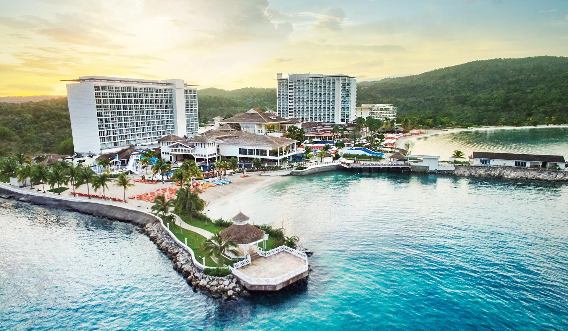 The Wedding Website of Kieta Bryson and Ryanne Spicer