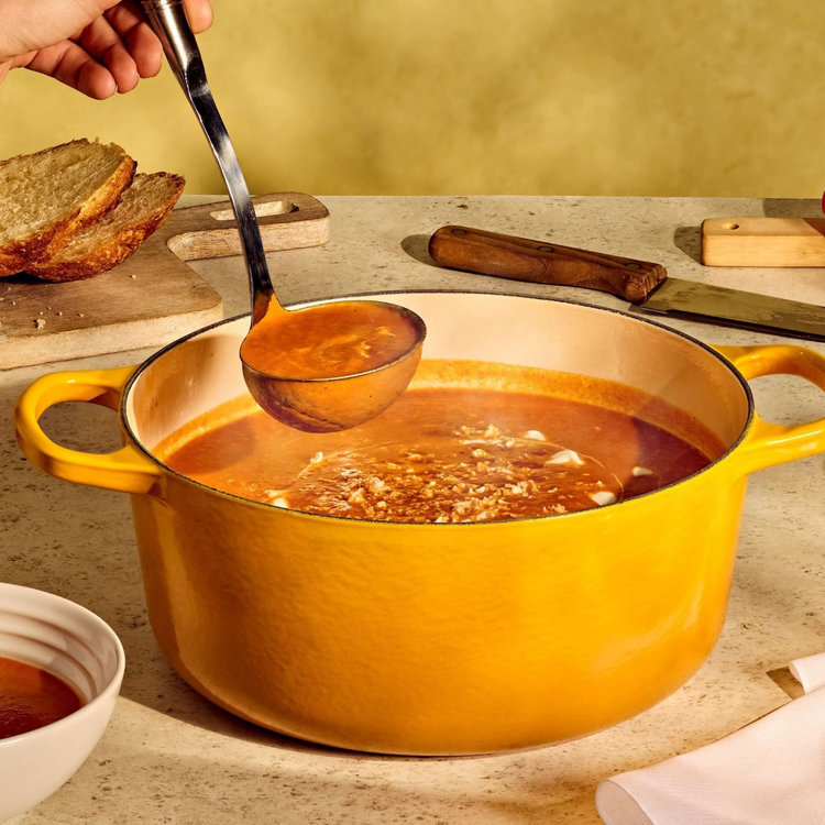 Le Creuset, Signature Round Dutch Oven | Zola