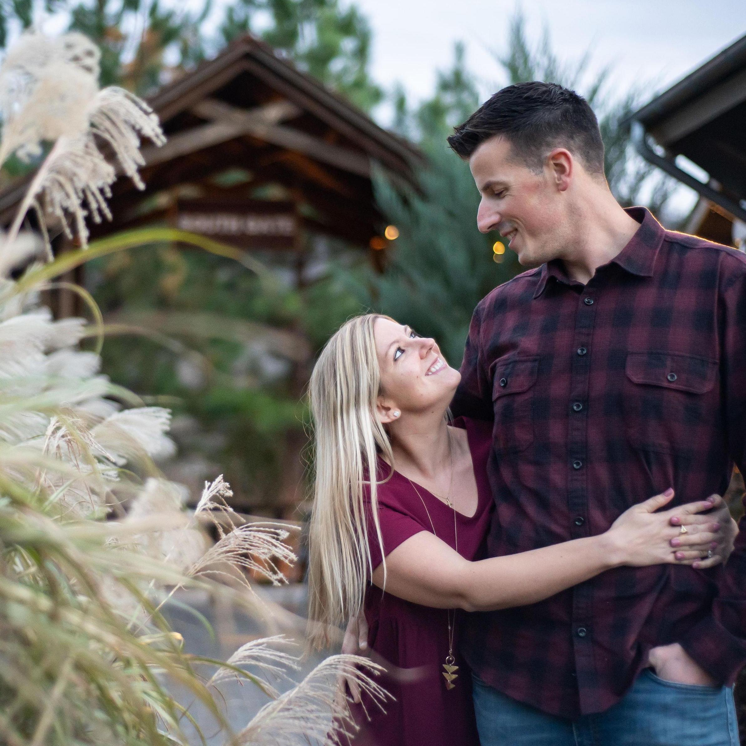 Engagement photos at Devil's Backbone Brewery. Roseland, VA. 

Photo cred: Bokeh Lane Photography