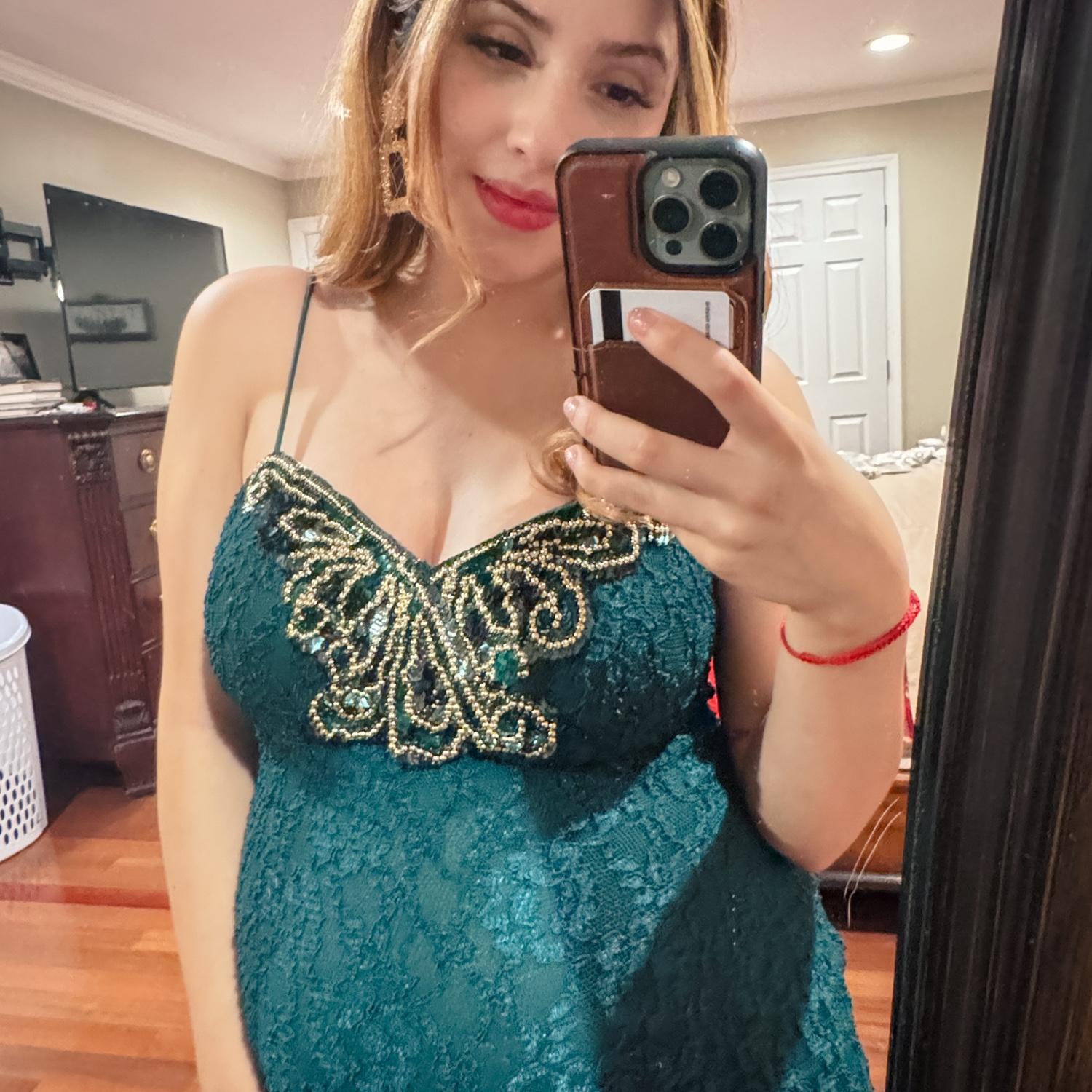 7 months pregnant