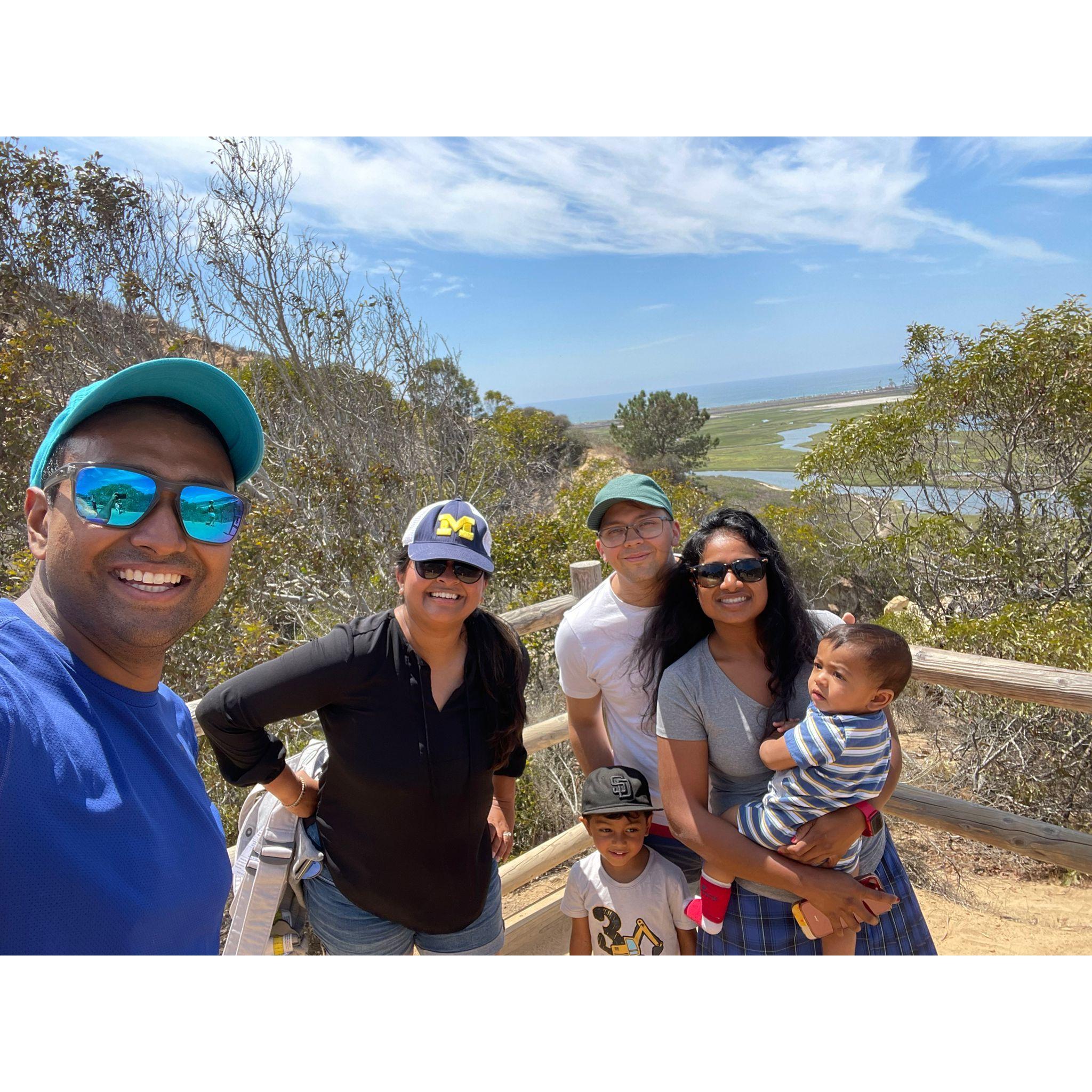 Family fun and fresh air on our Annie’s Canyon hikes! 🥾🌿👨👩👧👦