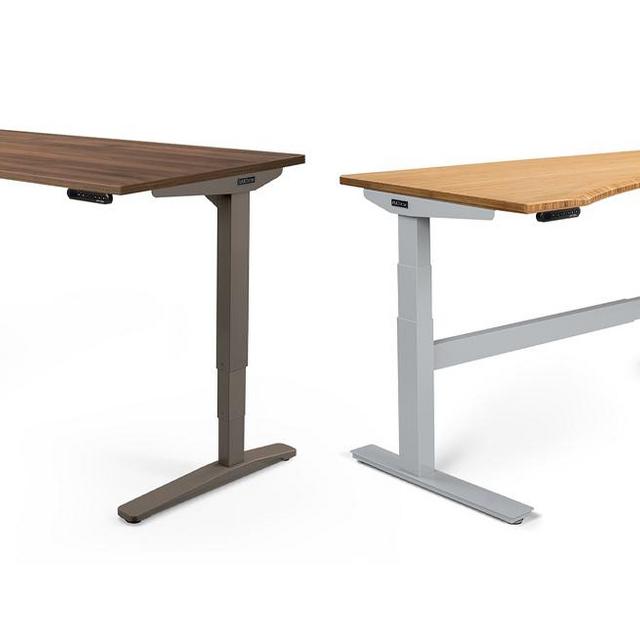 UPLIFT Standing Desk