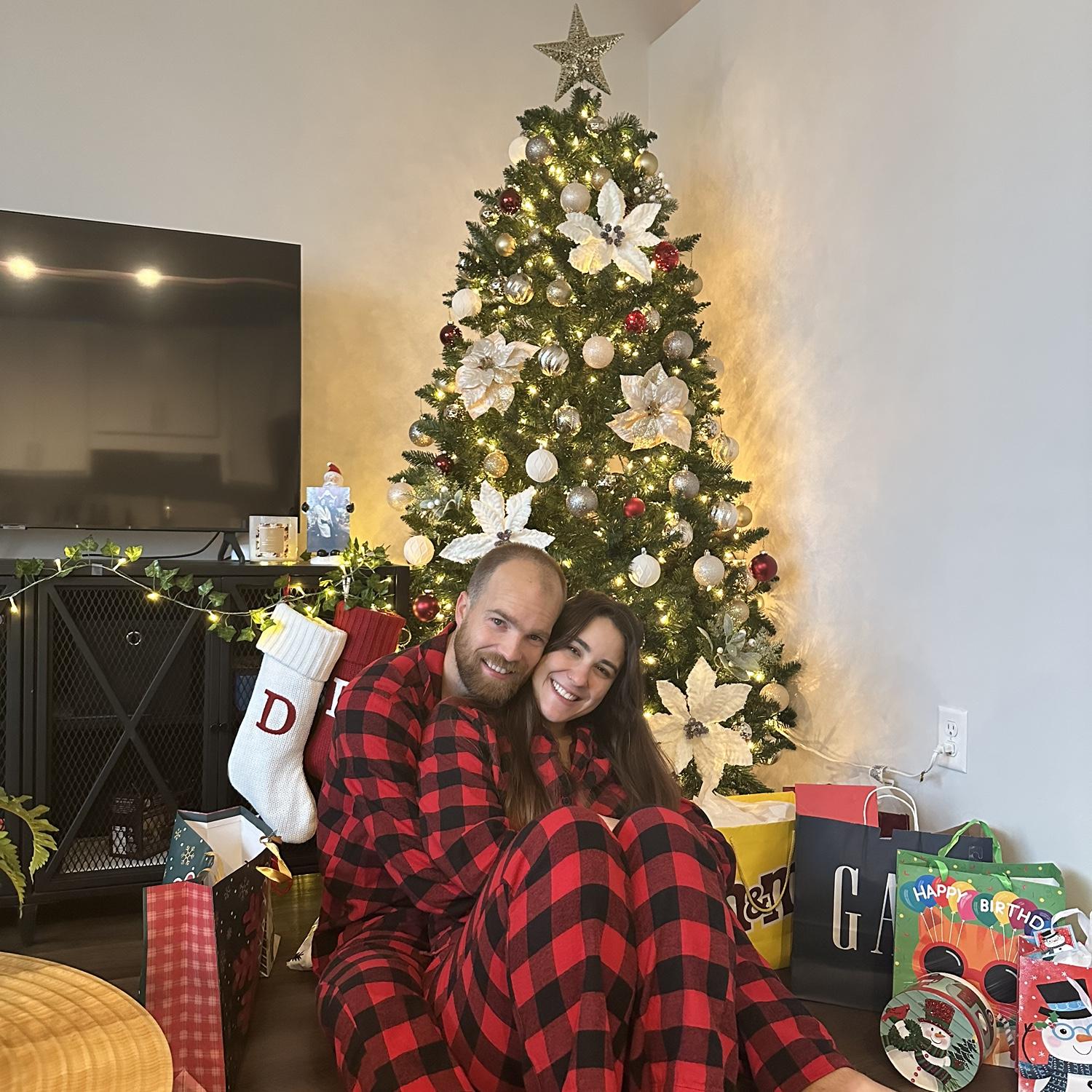 12/24
First Christmas together at our place ✨