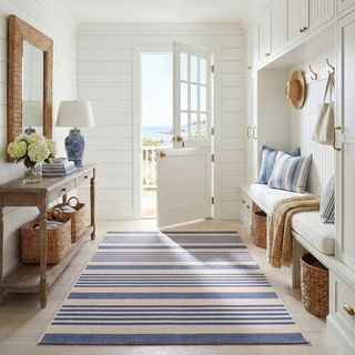Courtyard Striped Indoor/Outdoor Rug