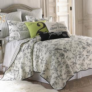 Toile Quilt Set