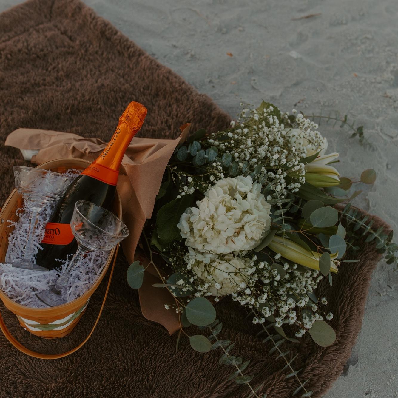 the set up- HUGE shout out to Carly and Stacy for the assist!
thank you @abbeyeavesphoto <3