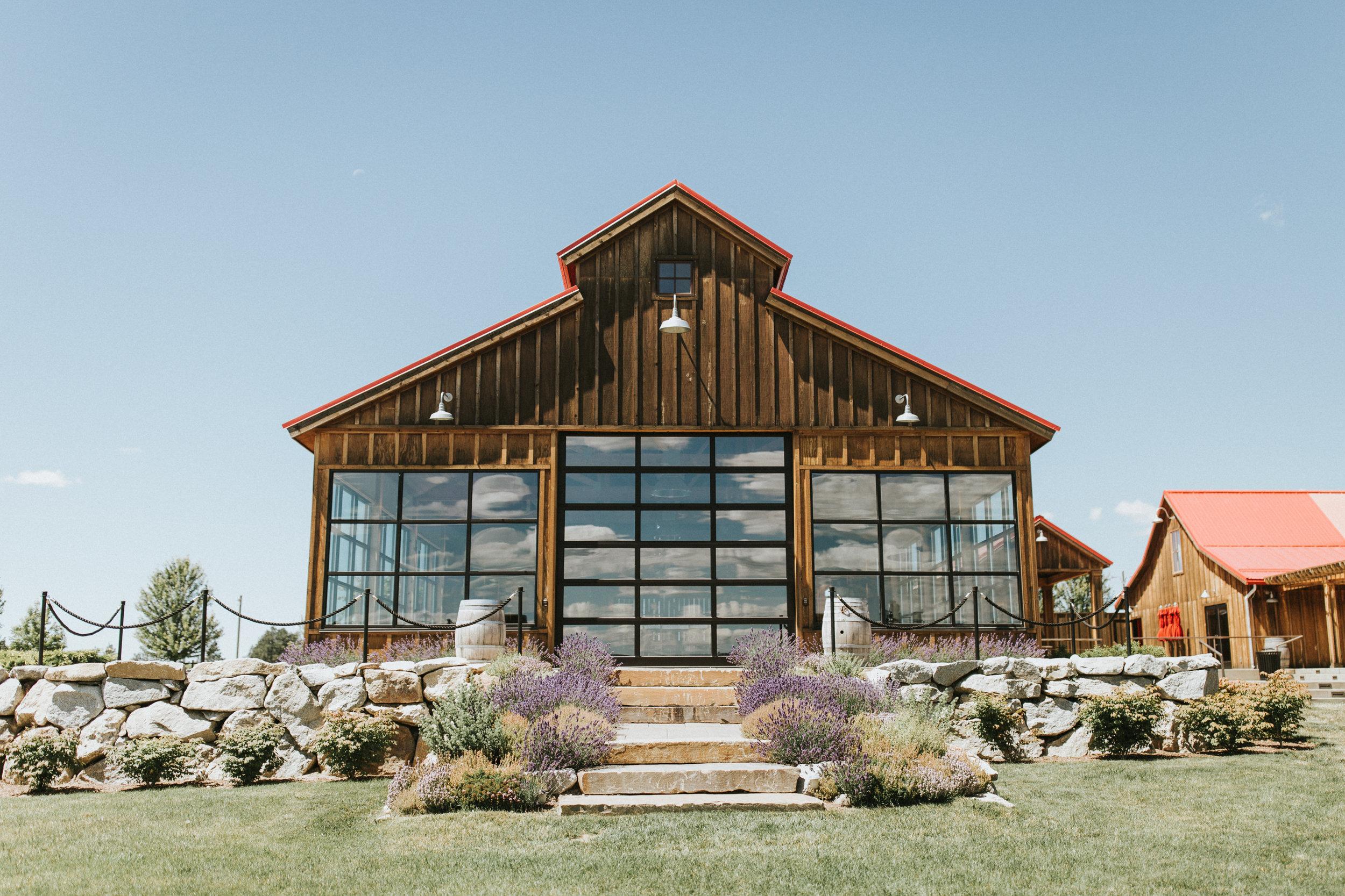 The Wedding Website of Sonja Bertrand and Ethan Jones