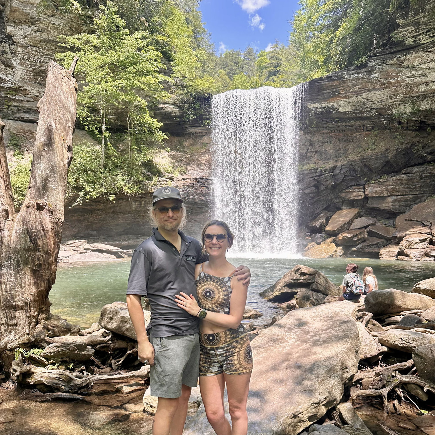Hiking Tennessee (Greeter Falls)