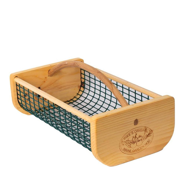 Maine Garden Hod Basket for Vegetable Gardening and Harvest Gathering or Farmhouse Decor, Pine and Oak with PVC Wire Mesh, USA Made, 16 x 9 in, 8 quart