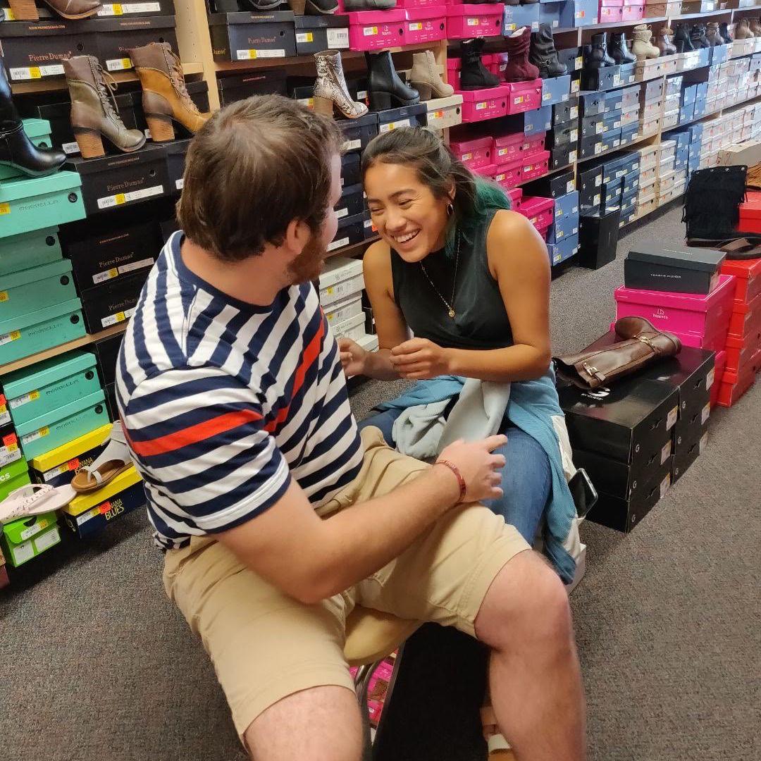 The two caught flirting while shopping.