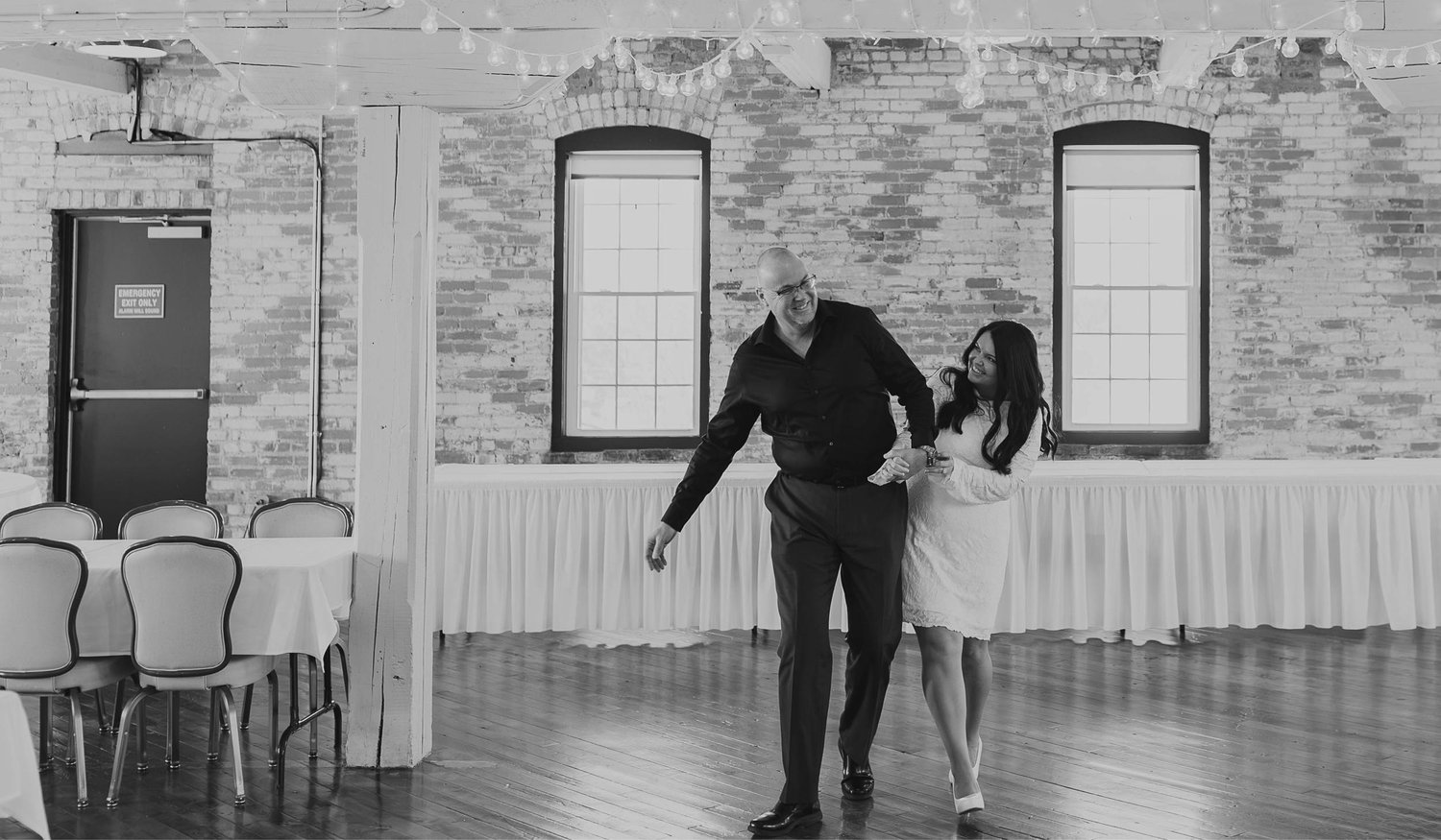 The Wedding Website of Taylor Van Sickle and Timothy Richardson
