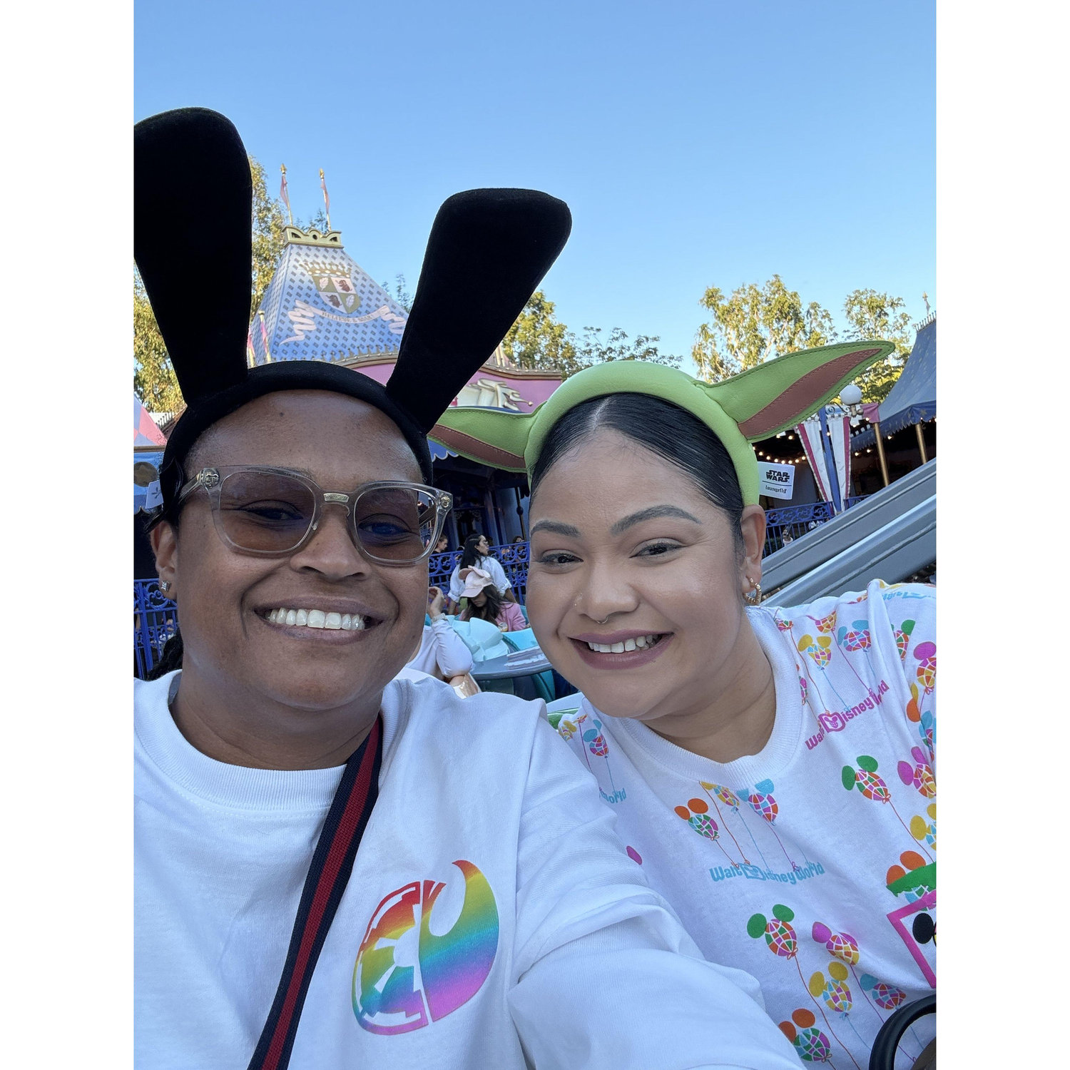 Disneyland dates