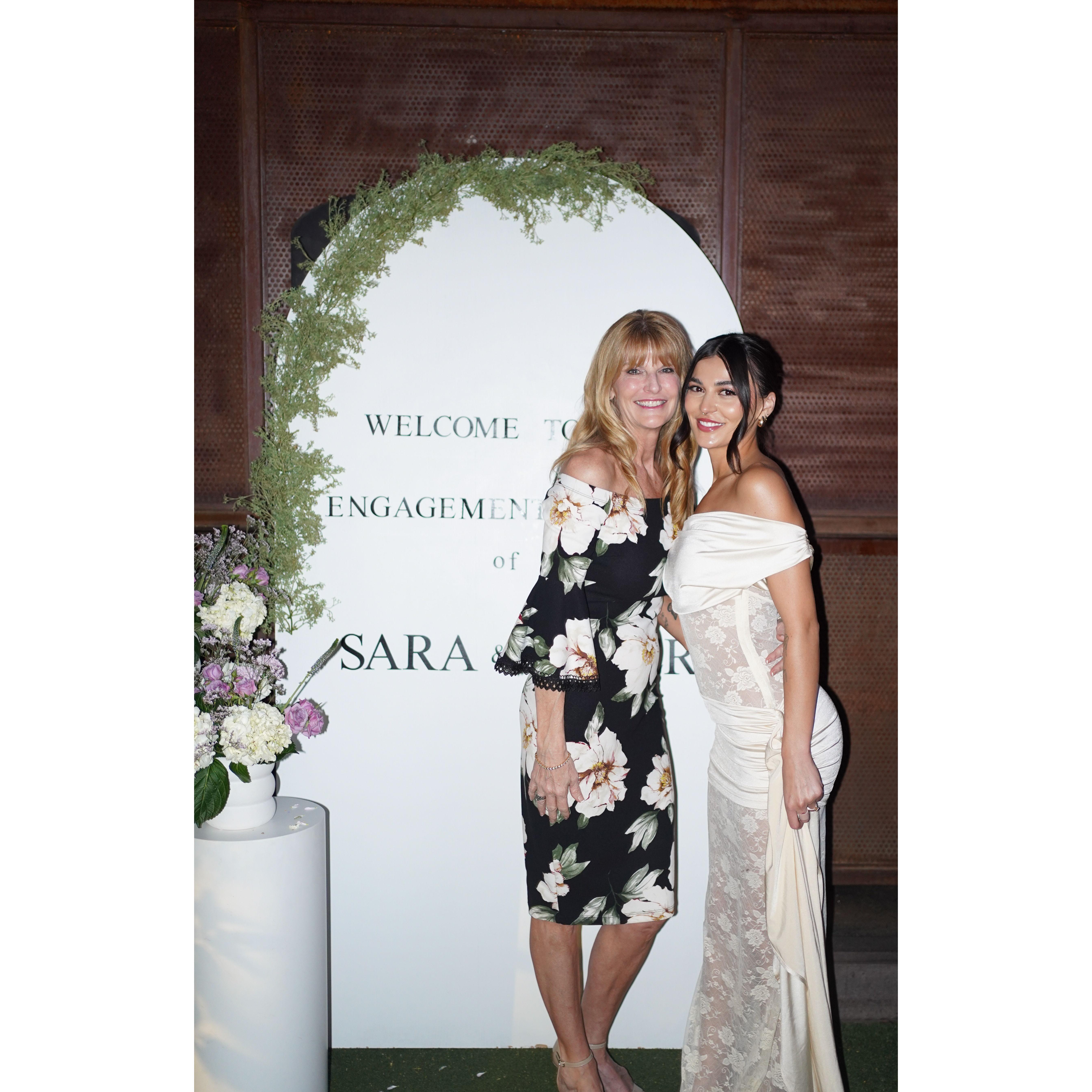 Sara and her mom