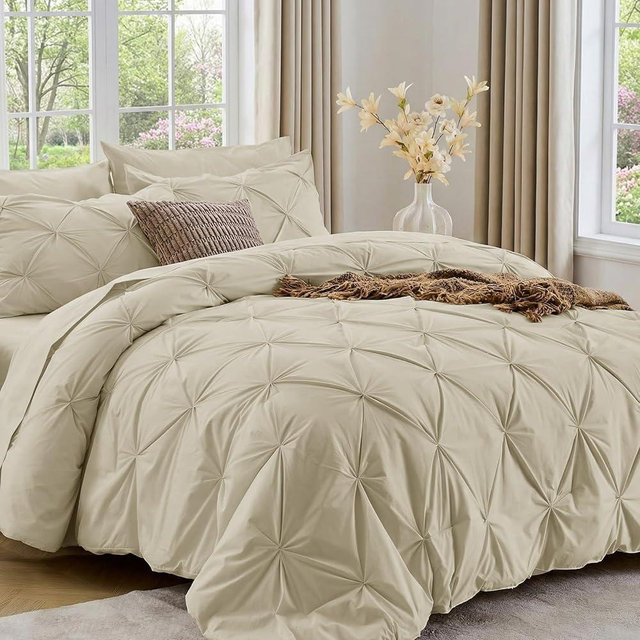 Sasttie Queen Comforter Set, 7-Piece Bed in a Bag, Pintuck Bedding Sets for All Season, Includes Comforter, Flat Sheet, Fitted Sheet, Pillowcases and Pillowshams, Linen