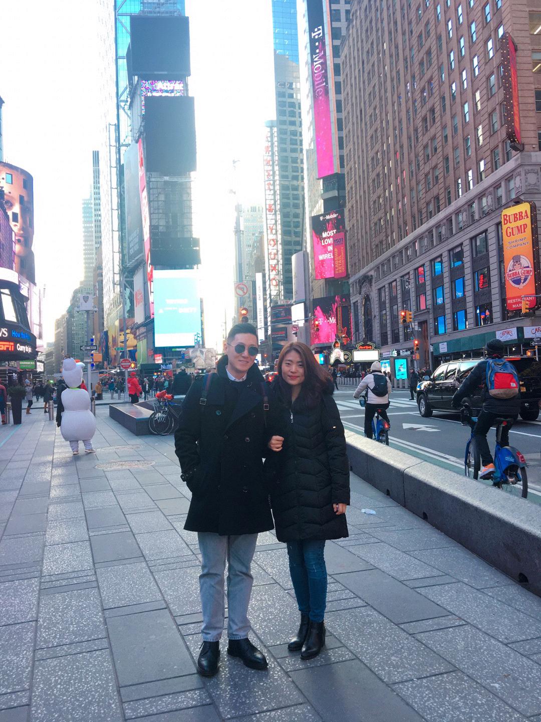 1.26.2019
How far in advance do you plan dates? 
Steve planned this Manhattan date a month ago.