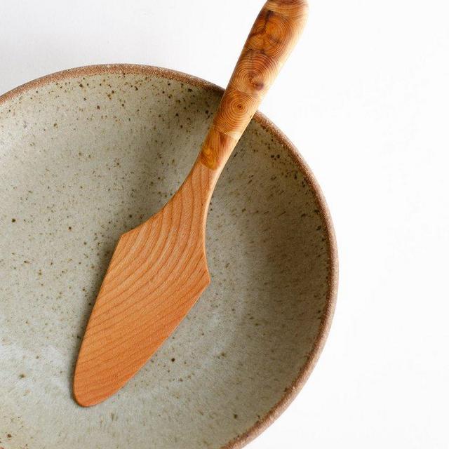 Ash & Juniper Cake Server